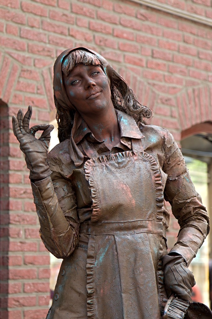 valkenburg living statue levend standbeeld evenement event festival festiviteit kunst art straatkunst streetart artiest beeld beeldhouwwerk